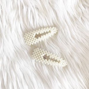 ✨ Large pearl Hair clips ✨